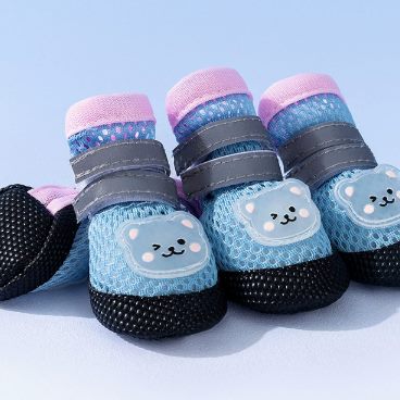 XC07 Mesh Dog Sneakers with Reflective Strap